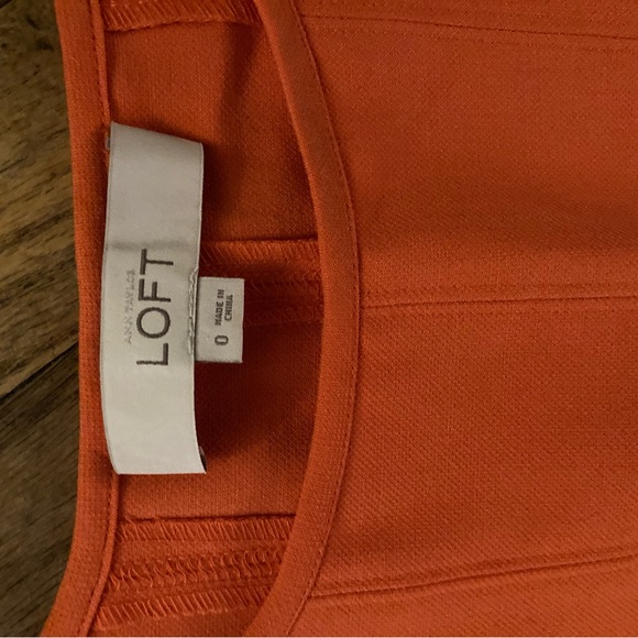 Ann Taylor Loft sleeveless sheath dress. - Picture 2 of 3